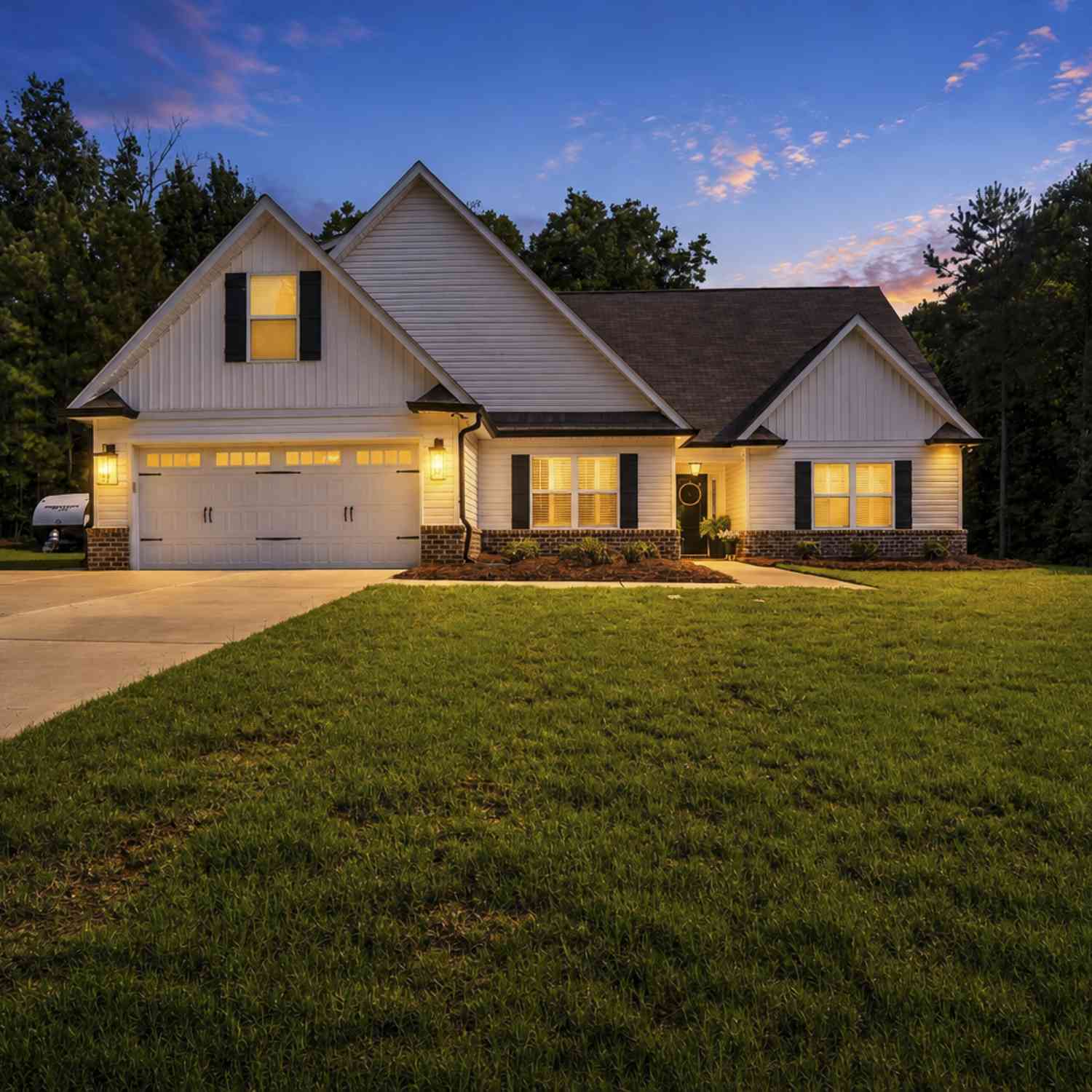 Homes For Sale - 168 Oak Haven Lane<br/> Barnesville, GA 30204