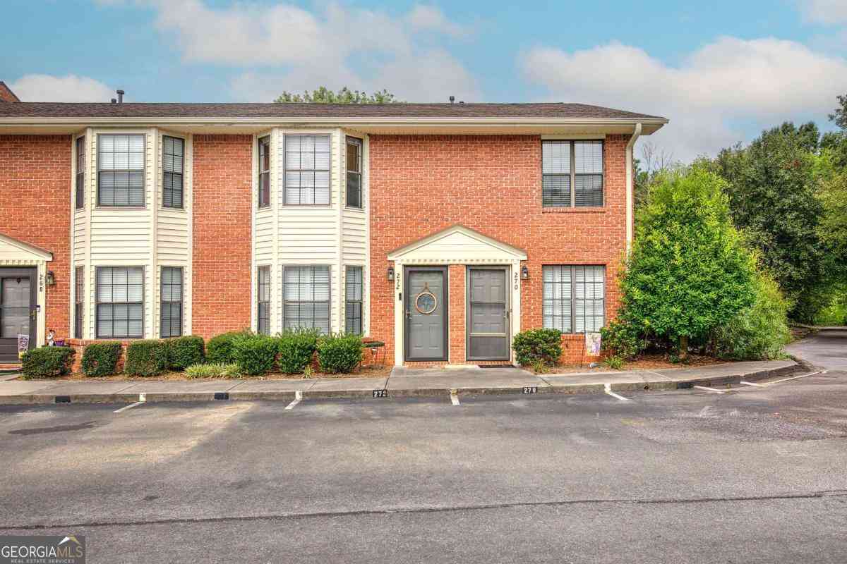 Condo For Sale - 272 Mount Vernon Drive<br/> Calhoun, GA 30701