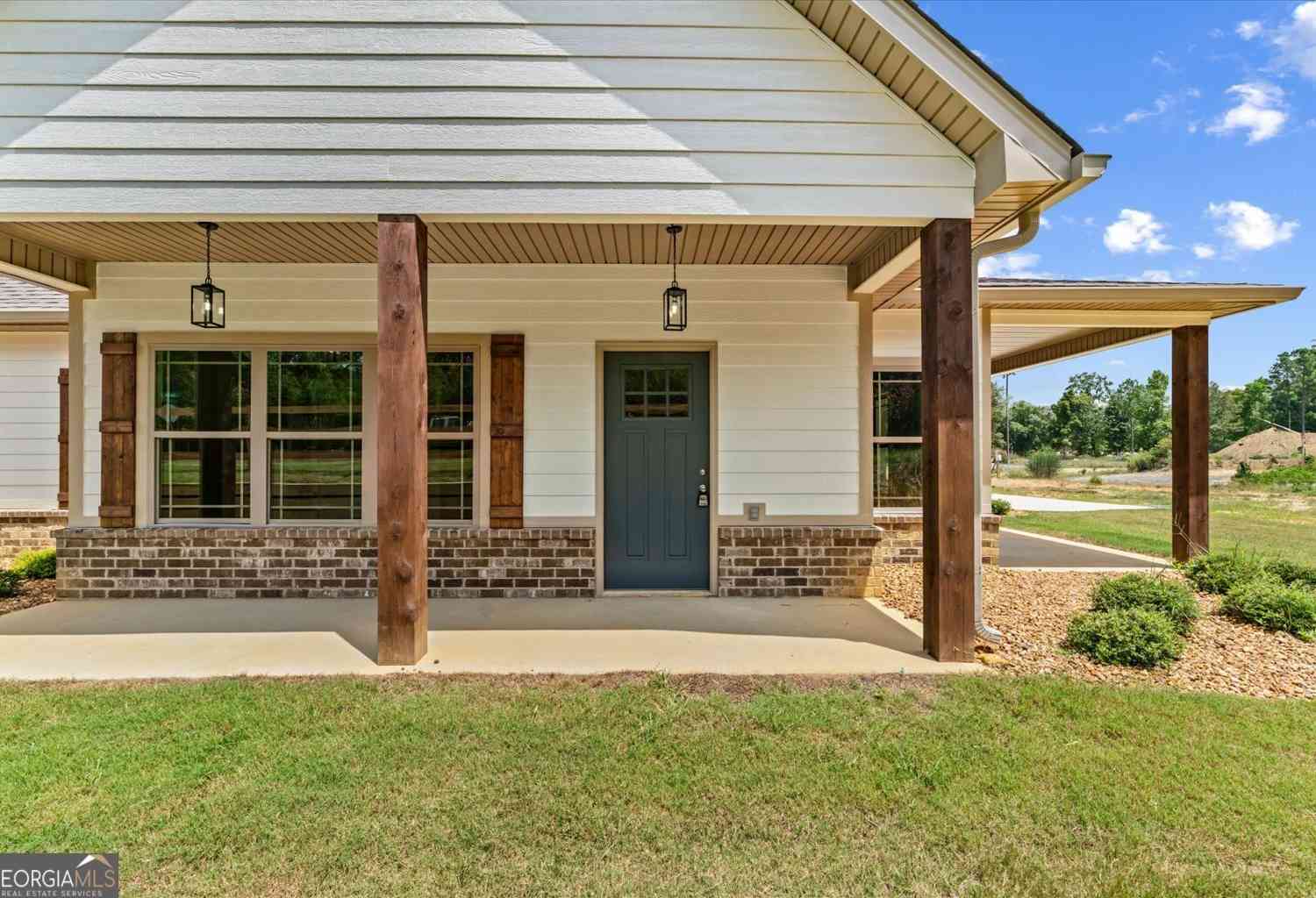 Townhouse For Sale - 92 Maddox Lane<br/> Chatsworth, GA 30705