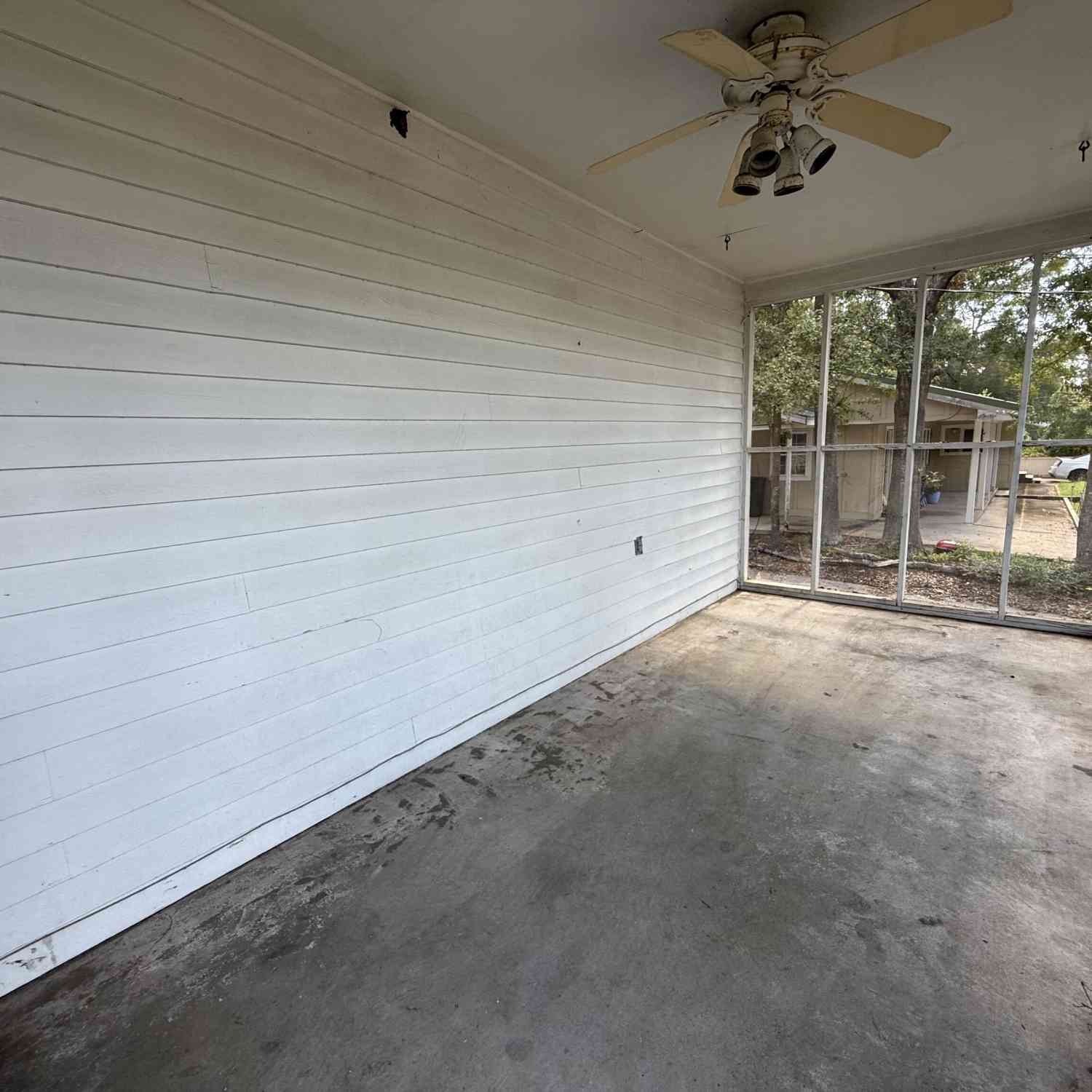 Homes For Sale - 210 S Mulberry Street<br/> Statesboro, GA 30458