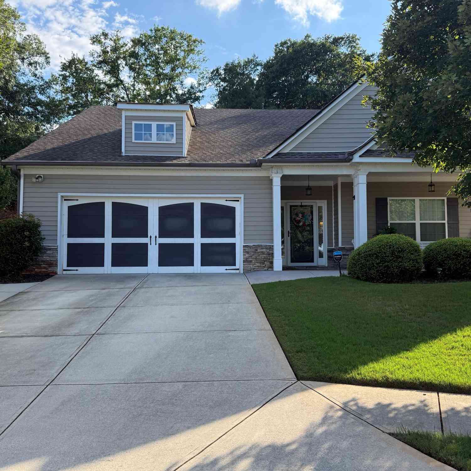 Homes For Sale - 835 Ideal Place<br/> Winder, GA 30680
