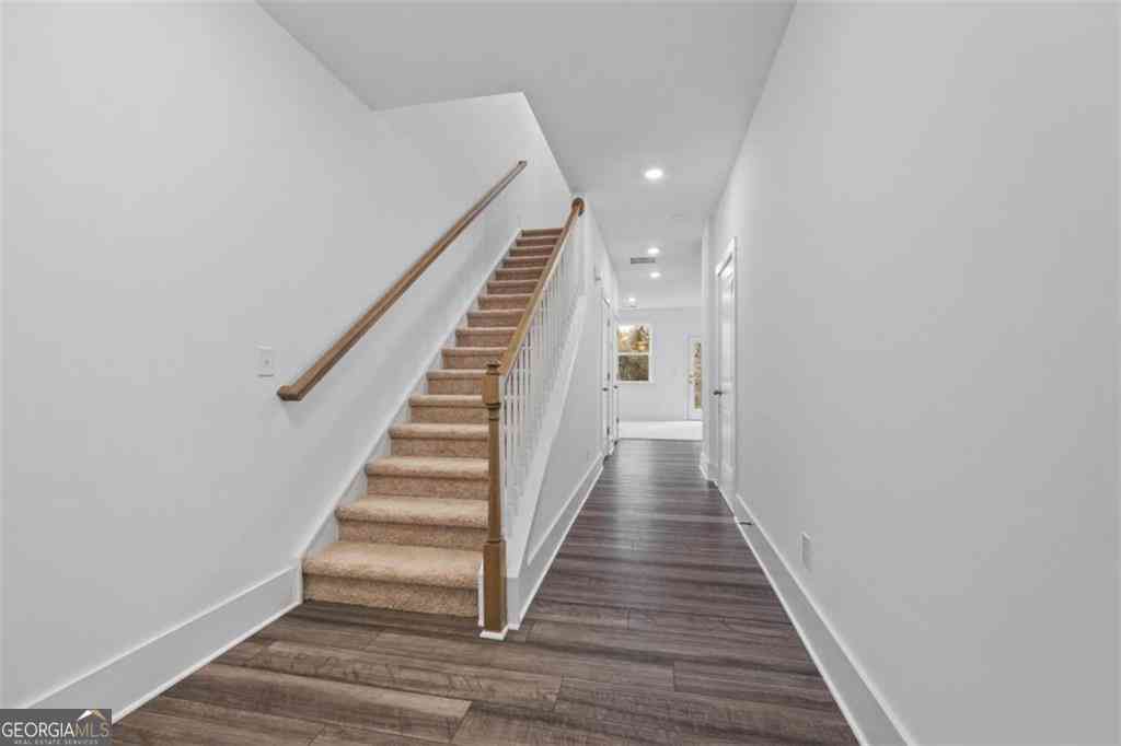 Townhouse For Sale - 1512 Parks Edge Lane NW<br/> Atlanta, GA 30318