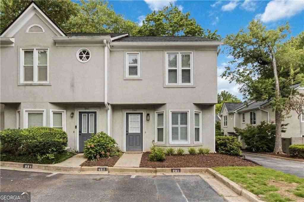 Townhouse For Sale - 902 Defoors Landing NW<br/> Atlanta, GA 30318