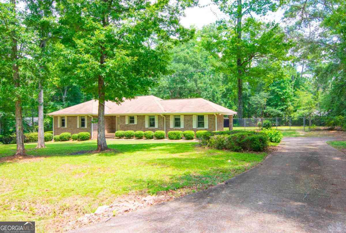 Homes For Sale - 240 Plumfield Drive<br/> Pine Mountain, GA 31822
