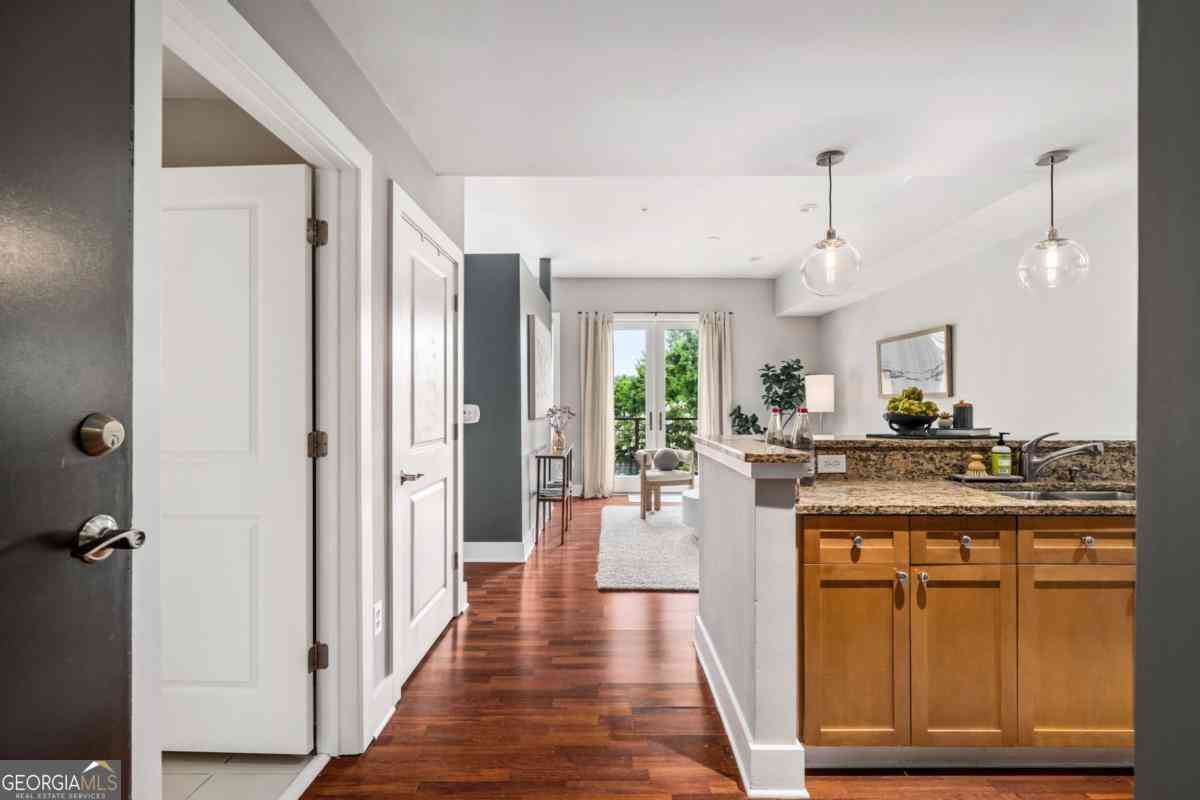 Condo For Sale - 924 Garrett Street SE #208<br/> Atlanta, GA 30316