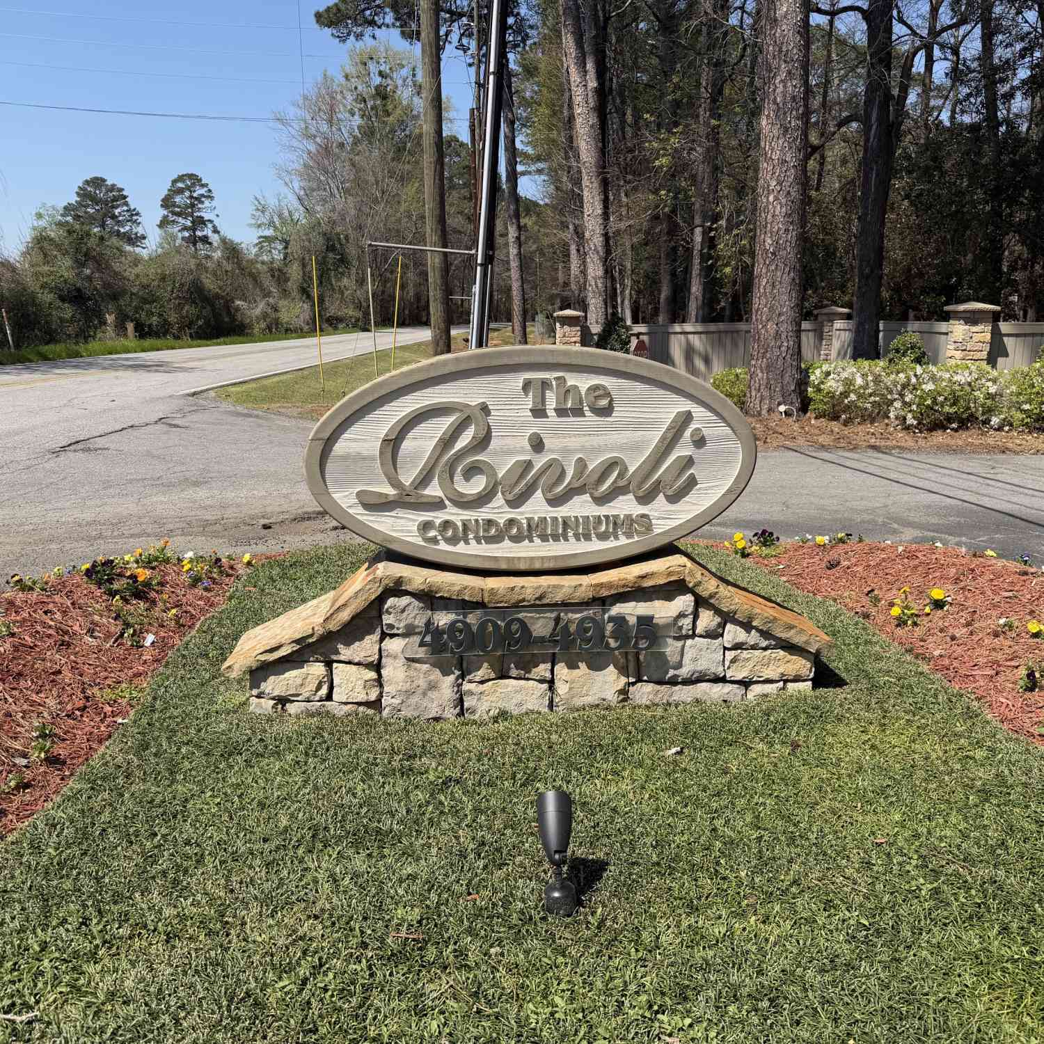 Condo For Sale - 4935 Rivoli Drive #F<br/> Macon, GA 31210