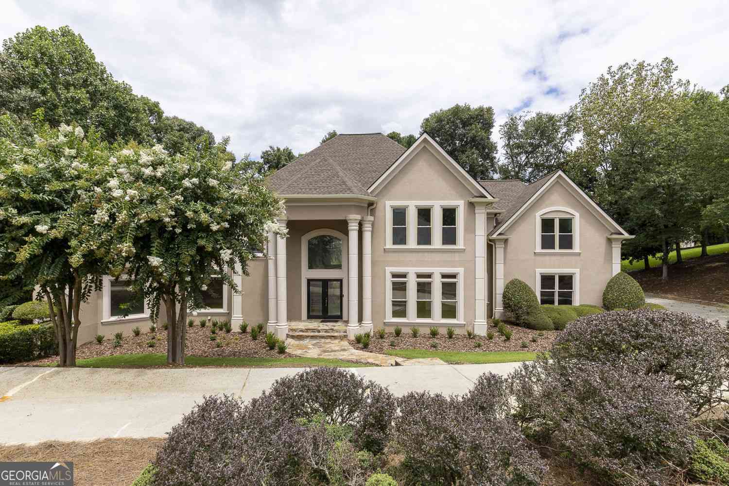 Homes For Sale - 8445 Sentinae Chase Drive<br/> Fulton County, Roswell, GA 30076
