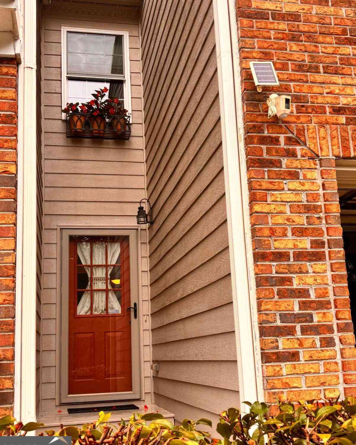 Townhouse For Sale - 868 Edgewater Circle<br/> Marietta, GA 30062