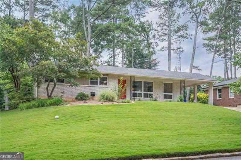 Homes For Sale - 3533 Montreal Way<br/> Dekalb County, Tucker, GA 30084