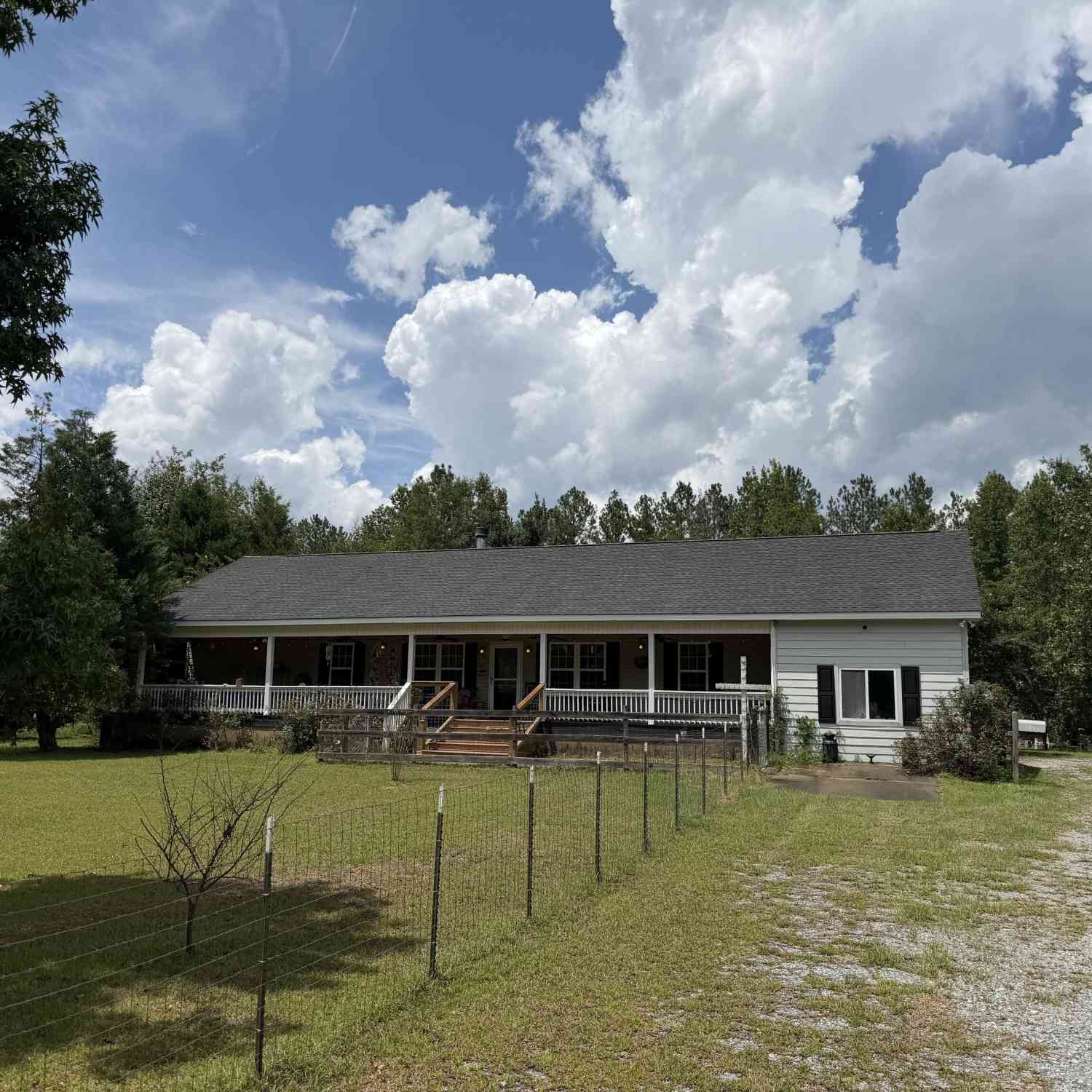Homes For Sale - 887 Orianna Road<br/> East Dublin, GA 31027