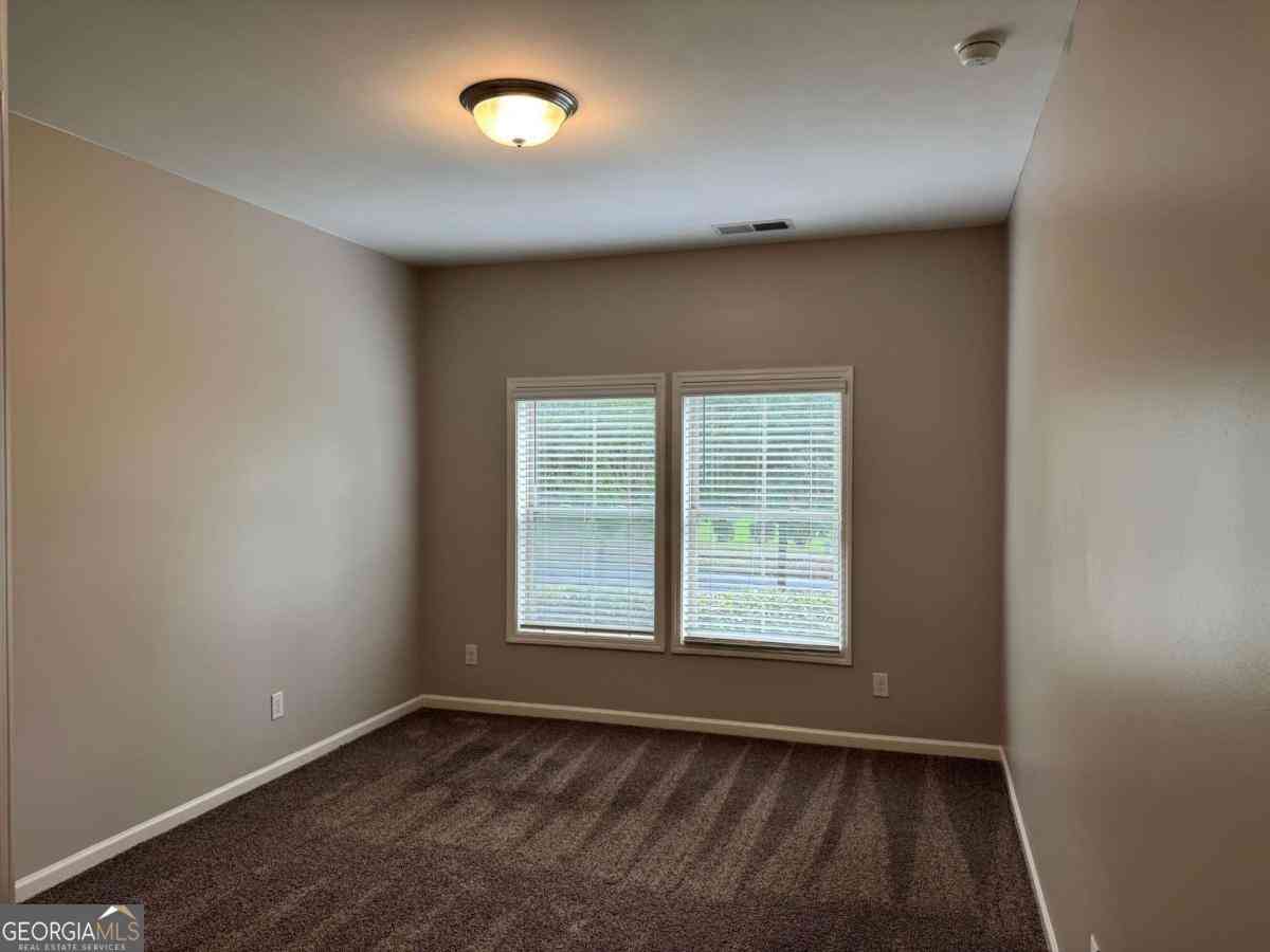 Townhouse For Sale - 6027 Landers Loop<br/> Fairburn, GA 30213
