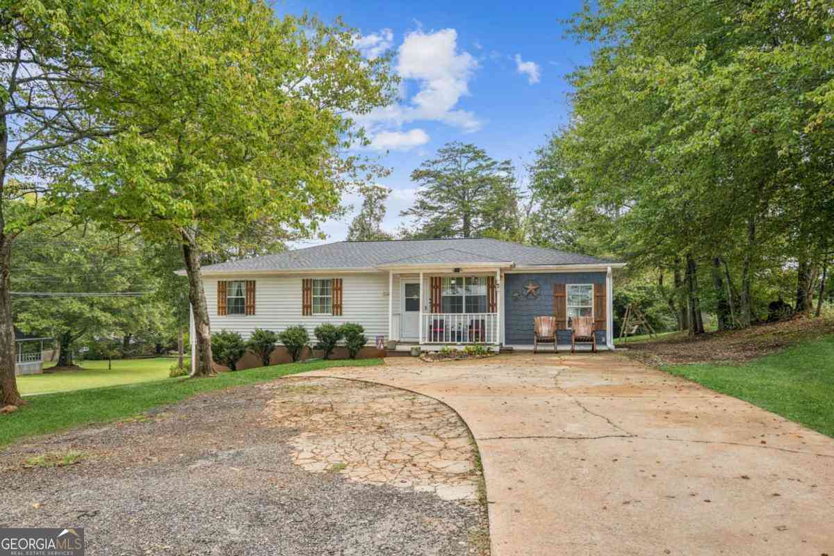 Homes For Sale - 304 Myrtle Street<br/> Jasper, GA 30143