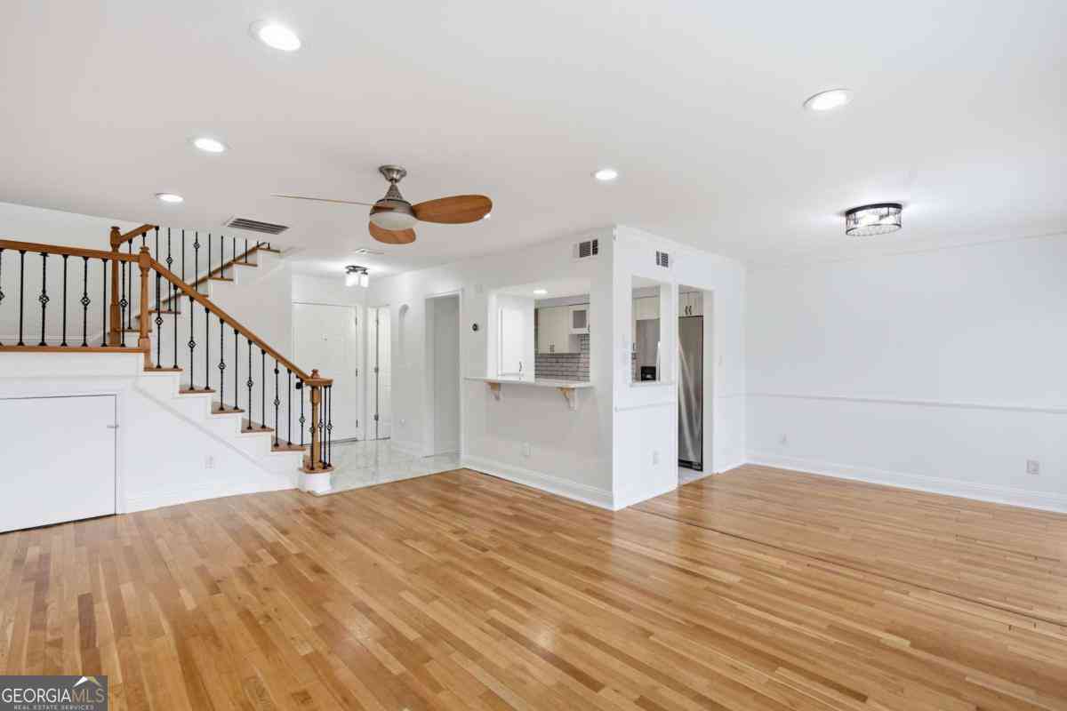 Townhouse For Sale - 6980 Roswell Road #K4<br/> Atlanta, GA 30328