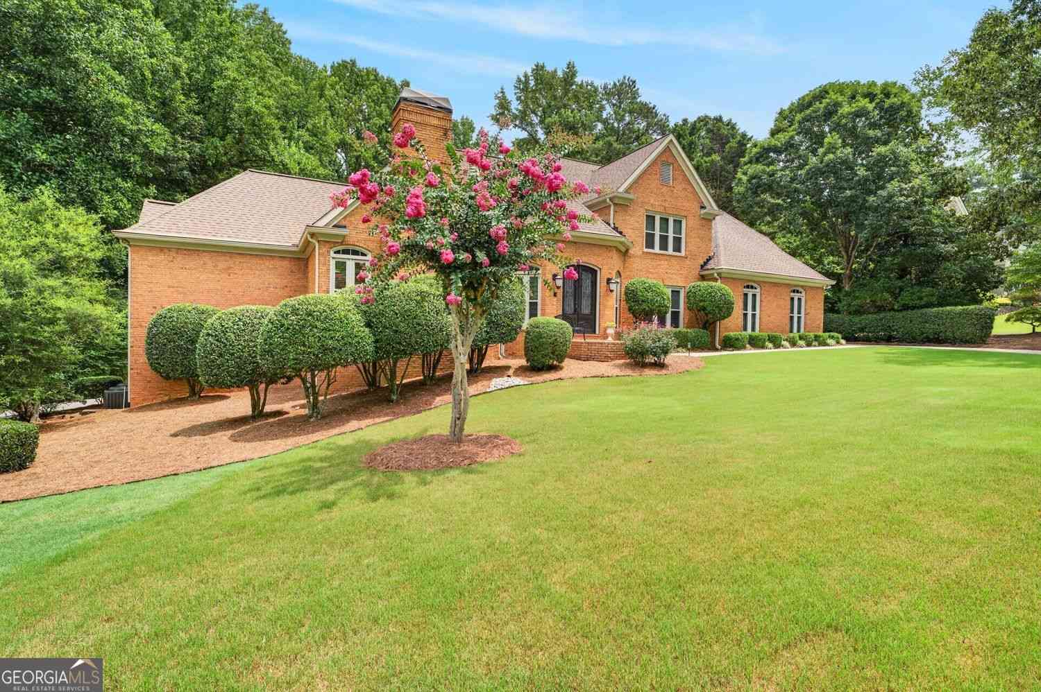 Homes For Sale - 555 Twinflower Court<br/> Fulton County, Roswell, GA 30075