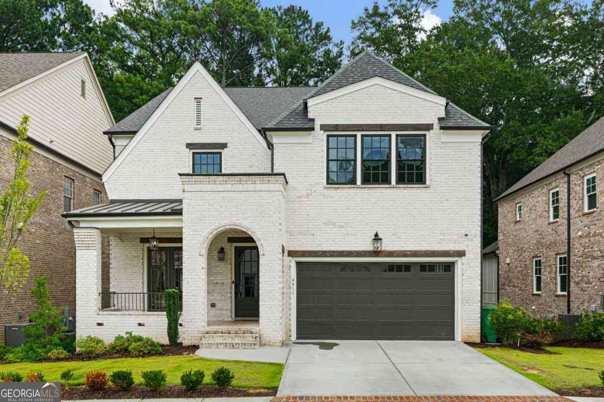 Homes For Sale - 4511 Caroline Walk<br/> Dekalb County, Atlanta, GA 30338