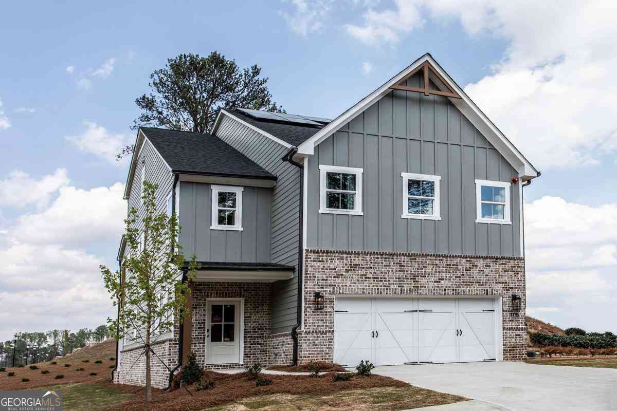 Homes For Sale - 121 Kindred Lane<br/> Marietta, GA 30066