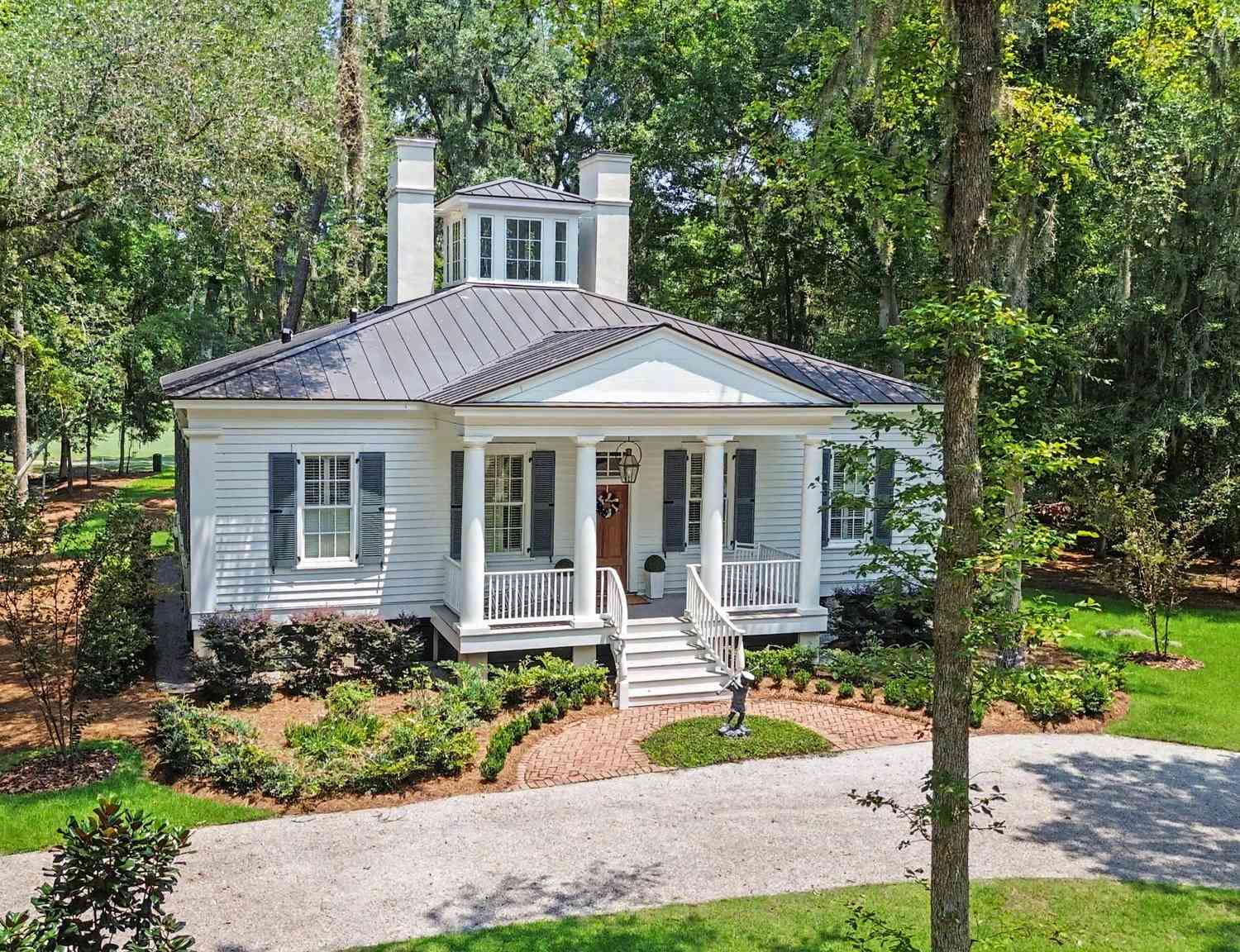 Homes For Sale - 192 Myrtle Grove Lane<br/> Richmond Hill, GA 31324