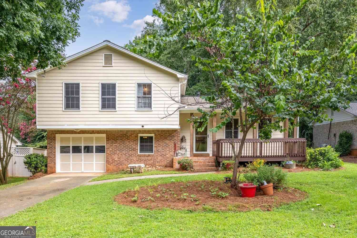 Homes For Sale - 4146 Duesenberg Drive<br/> Tucker, GA 30084