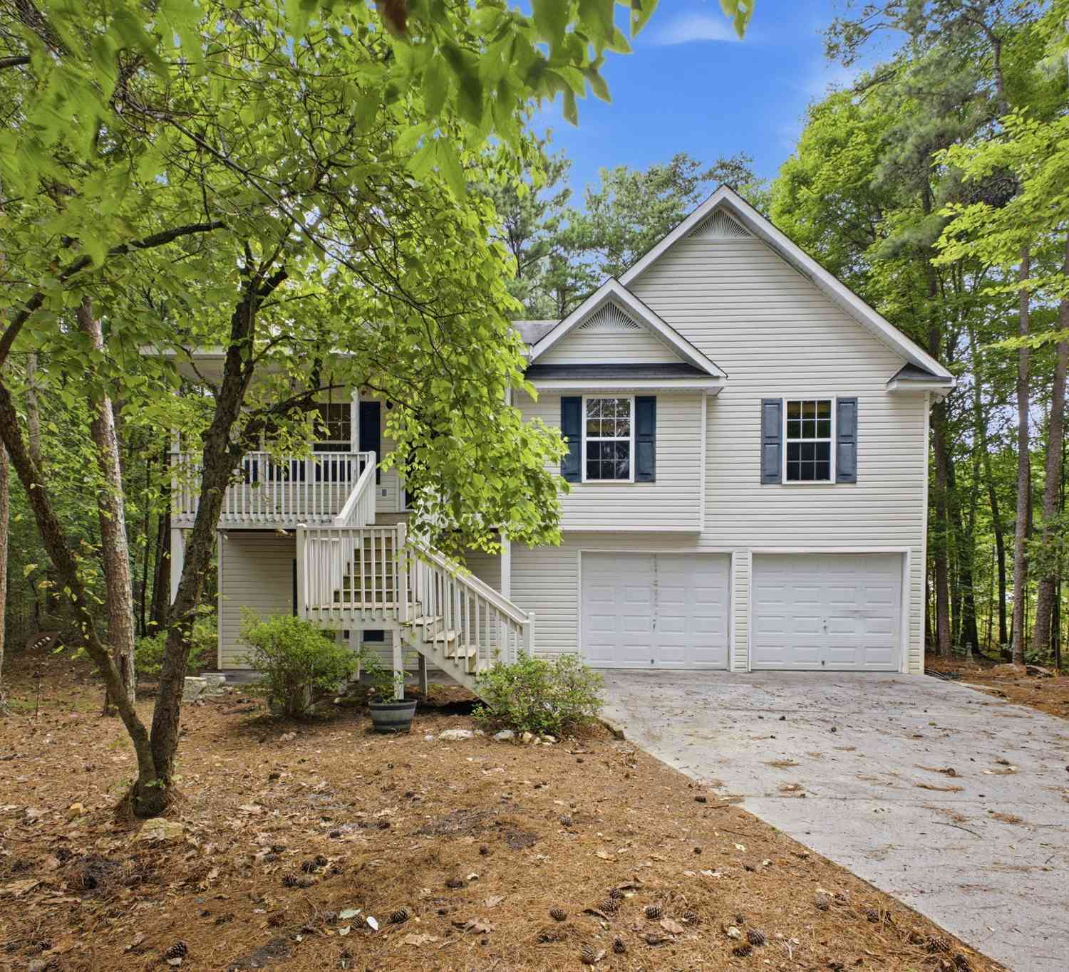 Homes For Sale - 50 Oak Grove Lane NW<br/> Adairsville, GA 30103