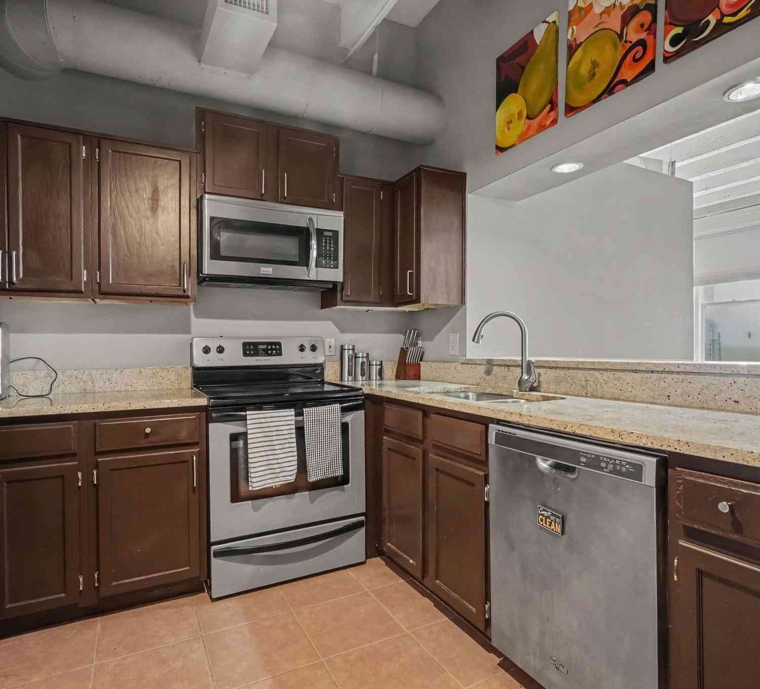 Condo For Sale - 32 Peachtree Street NW #1405<br/> Atlanta, GA 30303