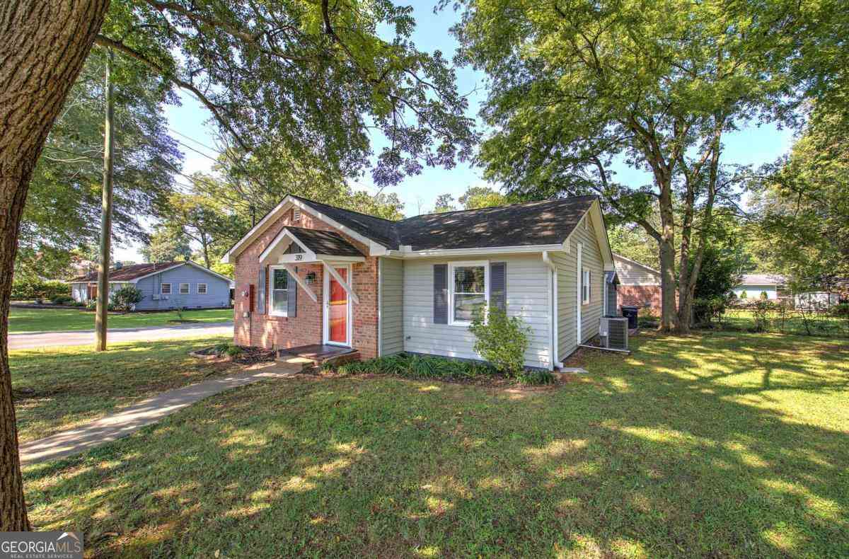 Homes For Sale - 319 S Bartow Street<br/> Cartersville, GA 30120