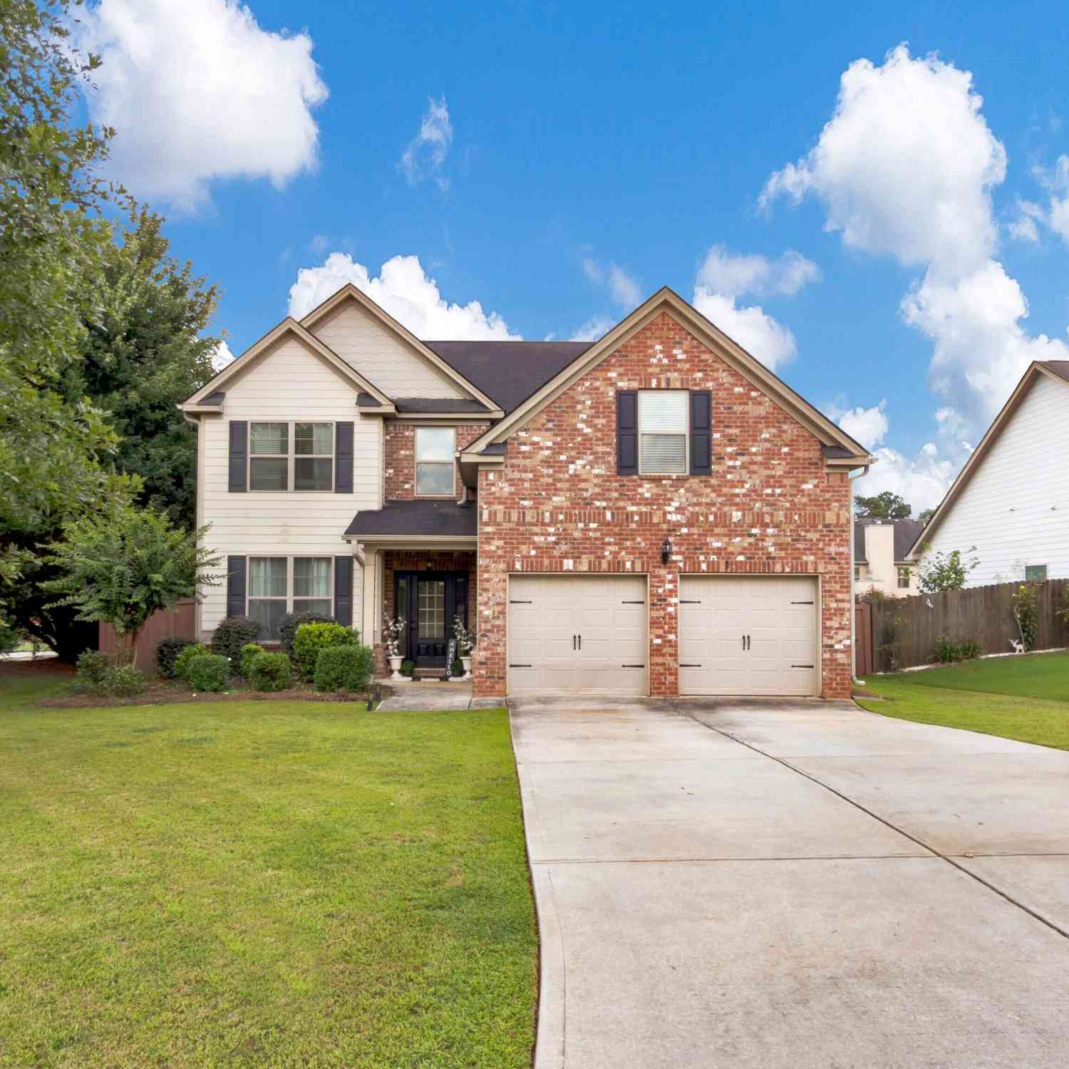 Homes For Sale - 601 Winners Circle #114<br/> Locust Grove, GA 30248