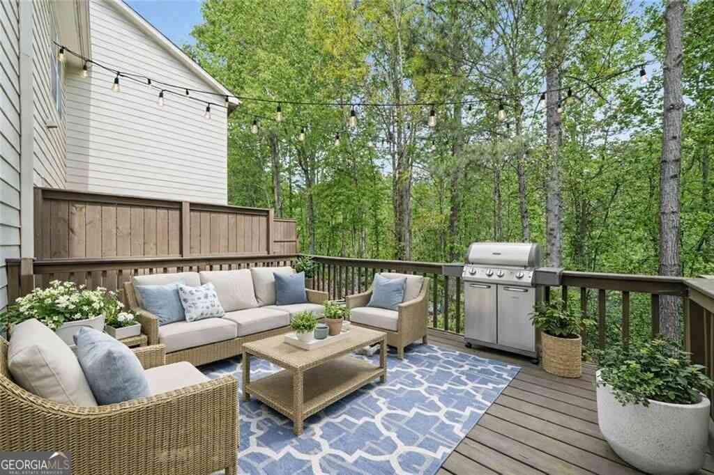 Townhouse For Sale - 1305 Liberty Parkway NW<br/> Atlanta, GA 30318