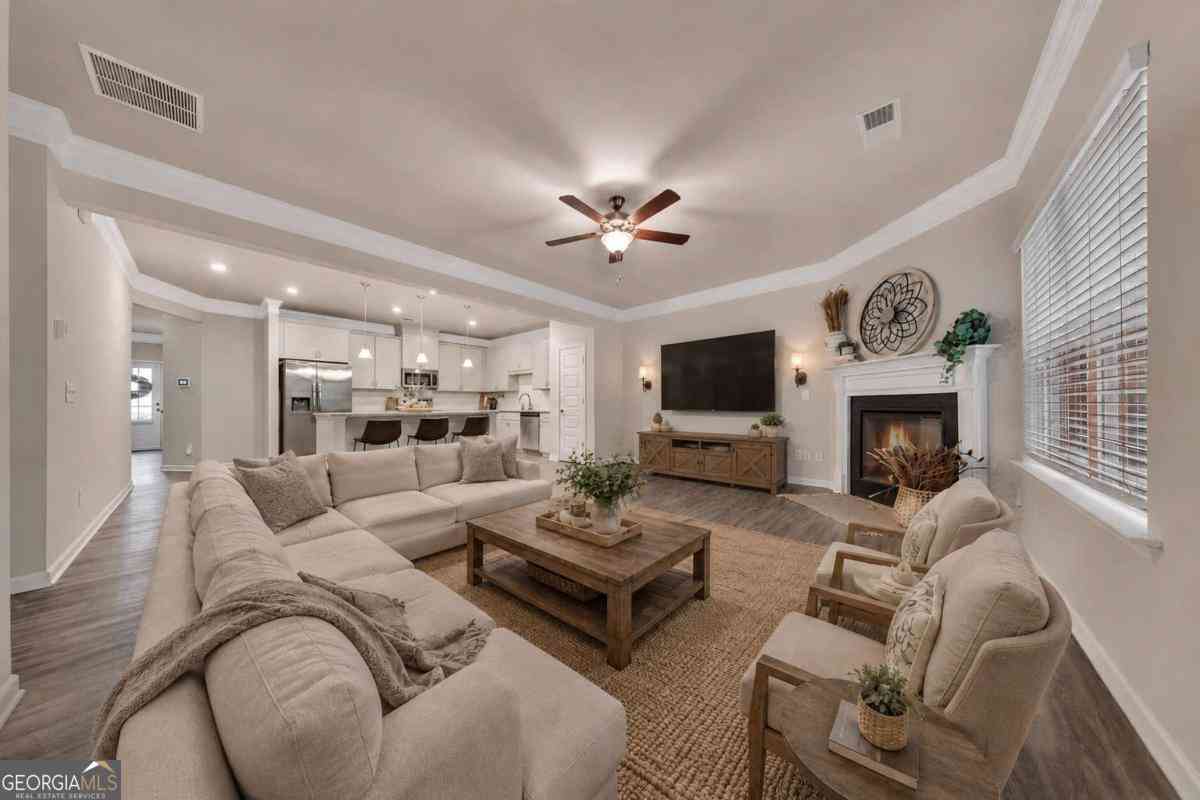 Townhouse For Sale - 227 Witter Way<br/> Woodstock, GA 30188