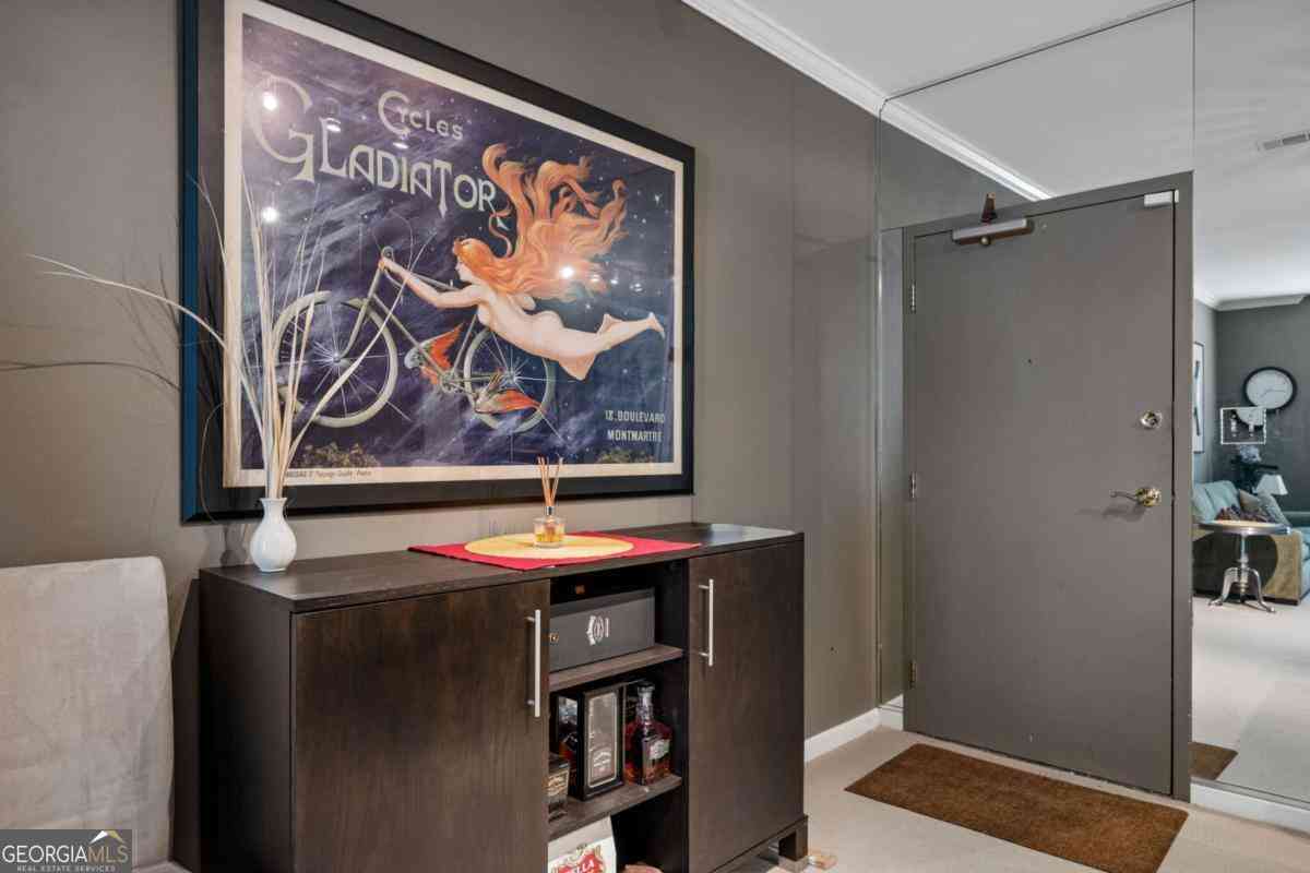 Condo For Sale - 1421 Peachtree Street NE #212<br/> Atlanta, GA 30309