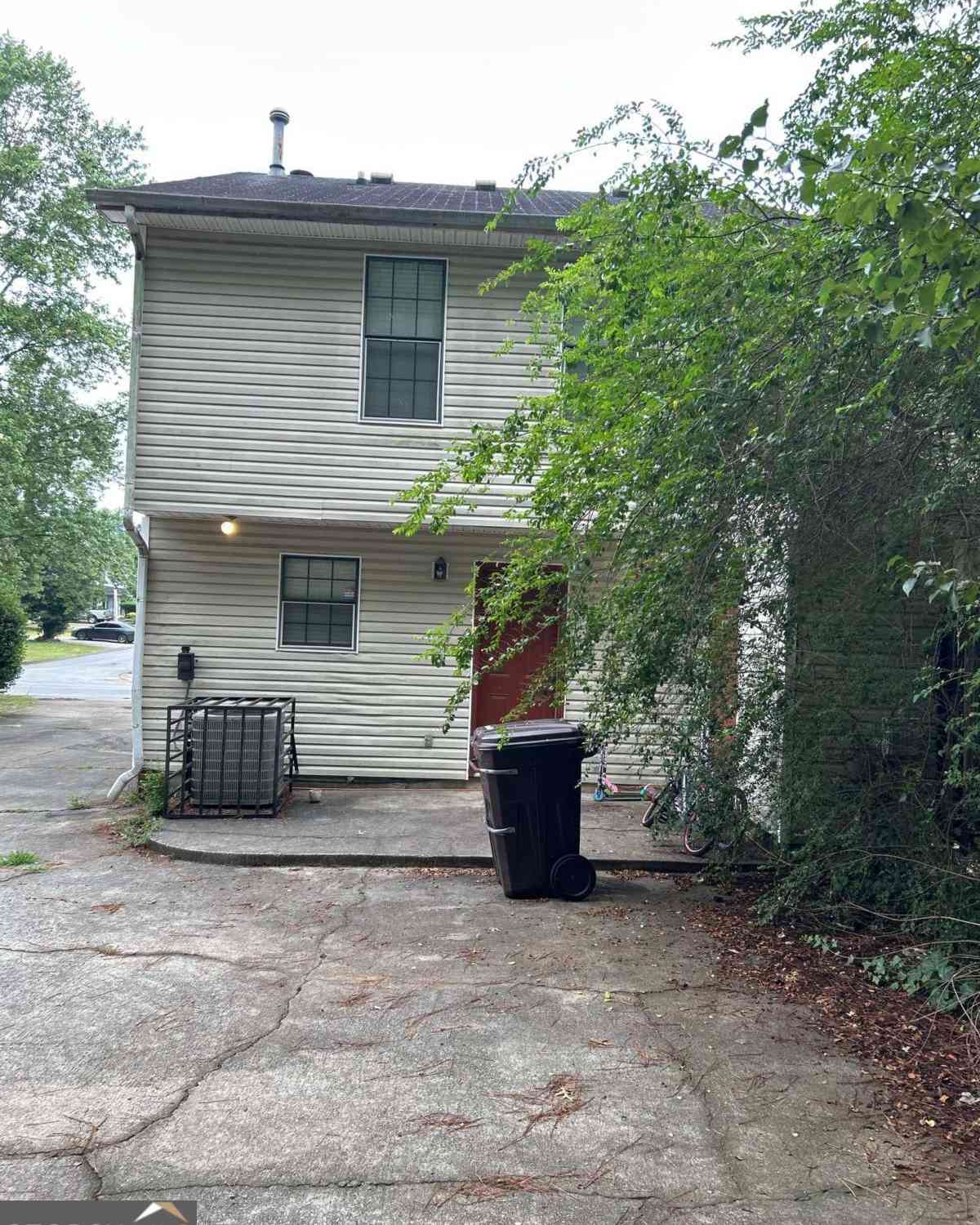 Townhouse For Sale - 3552 Hopkins Court<br/> Powder Springs, GA 30127