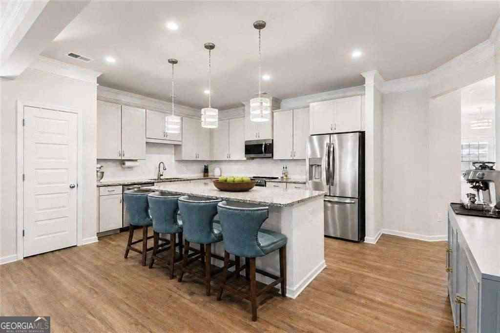 Townhouse For Sale - 364 Crider Court<br/> Woodstock, GA 30188