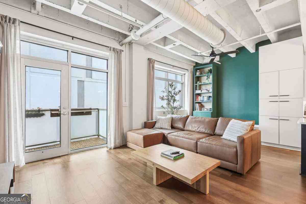 Condo For Sale - 805 Peachtree Street NE #411<br/> Atlanta, GA 30308