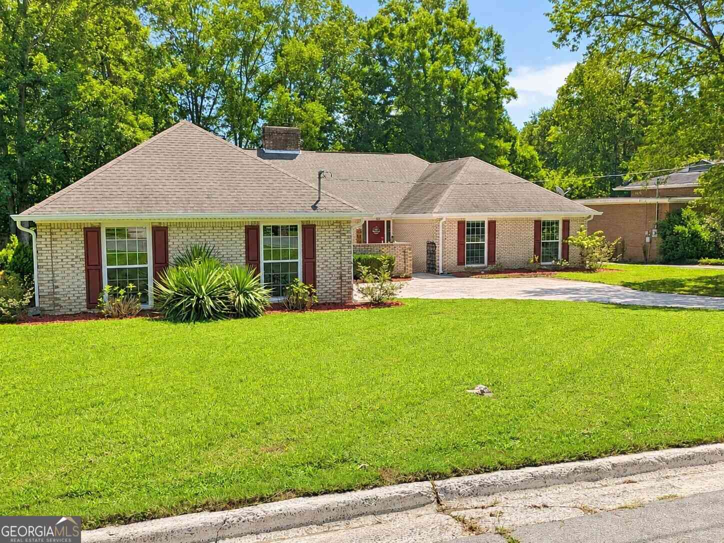 Homes For Sale - 19 E Creekview Drive SW<br/> Rome, GA 30165