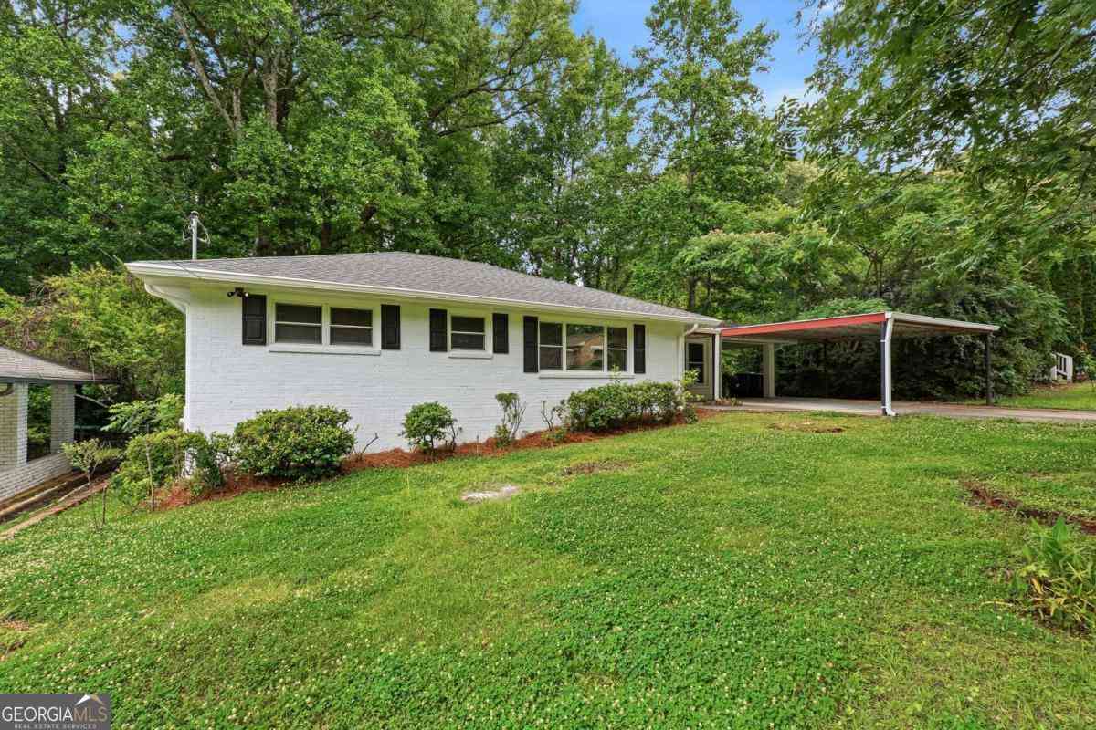 Homes For Sale - 2167 Cloverdale Drive SE<br/> Dekalb County, Atlanta, GA 30316