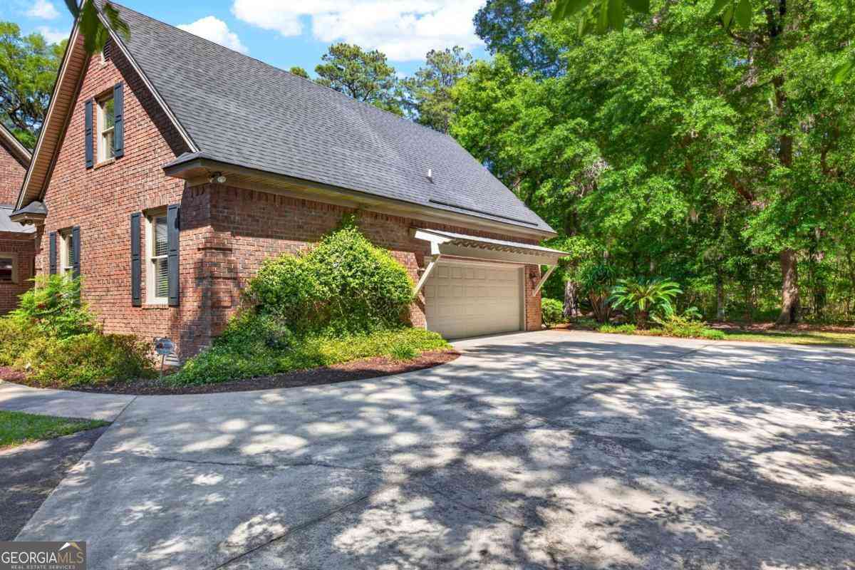 Homes For Sale - 477 Buckland Hall Road<br/> Richmond Hill, GA 31324