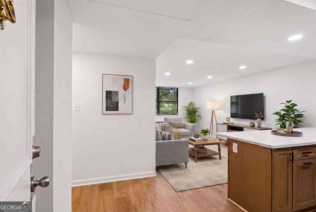 Condo For Sale - 2965 Pharr Court South NW #118<br/> Atlanta, GA 30305