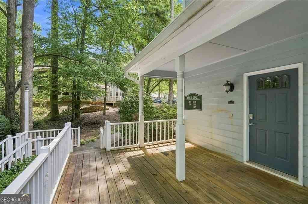 Condo For Sale - 4081 Riverlook Parkway SE #207<br/> Marietta, GA 30067