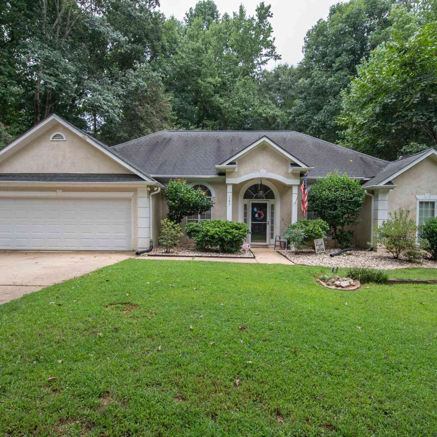 Homes For Sale - 105 Franklin Place<br/> Lagrange, GA 30240