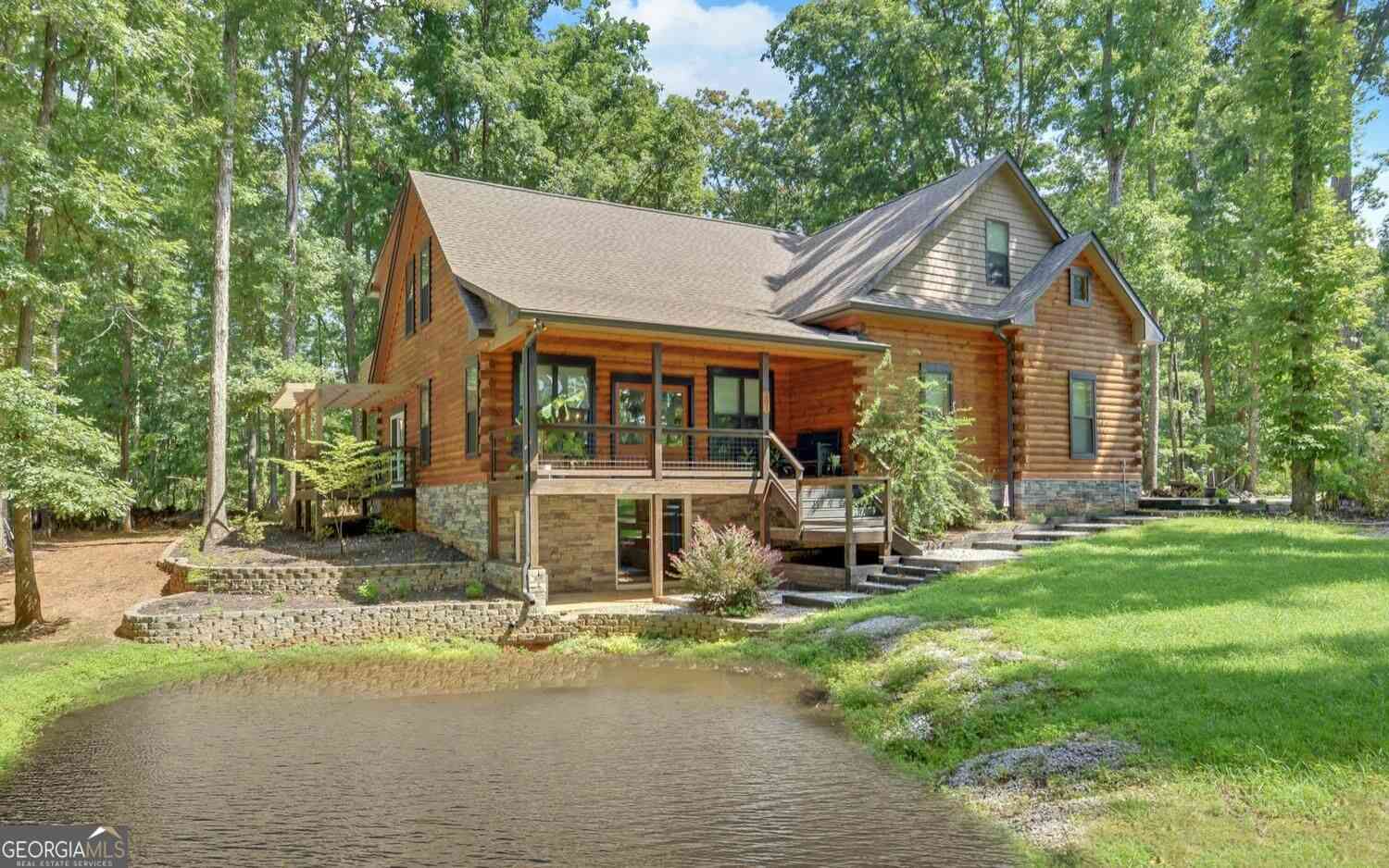 Homes For Sale - 203 Teasley Lane<br/> Hartwell, GA 30643