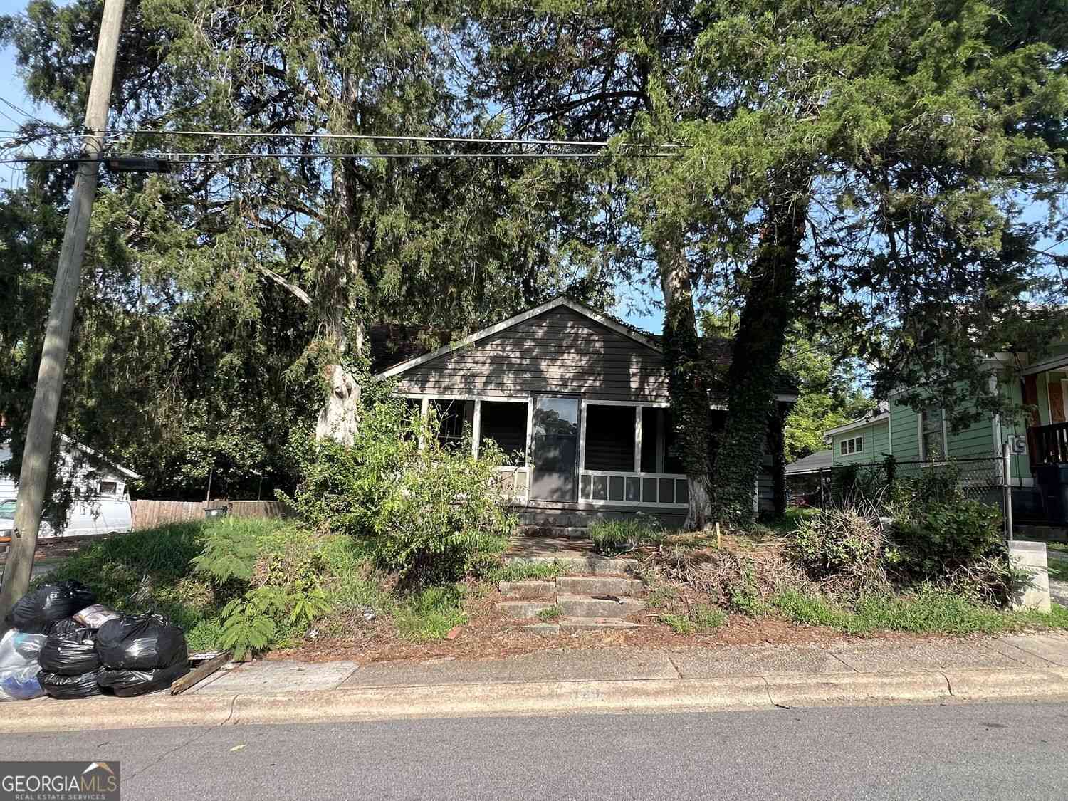 Homes For Sale - 729 High Street SE<br/> Gainesville, GA 30501