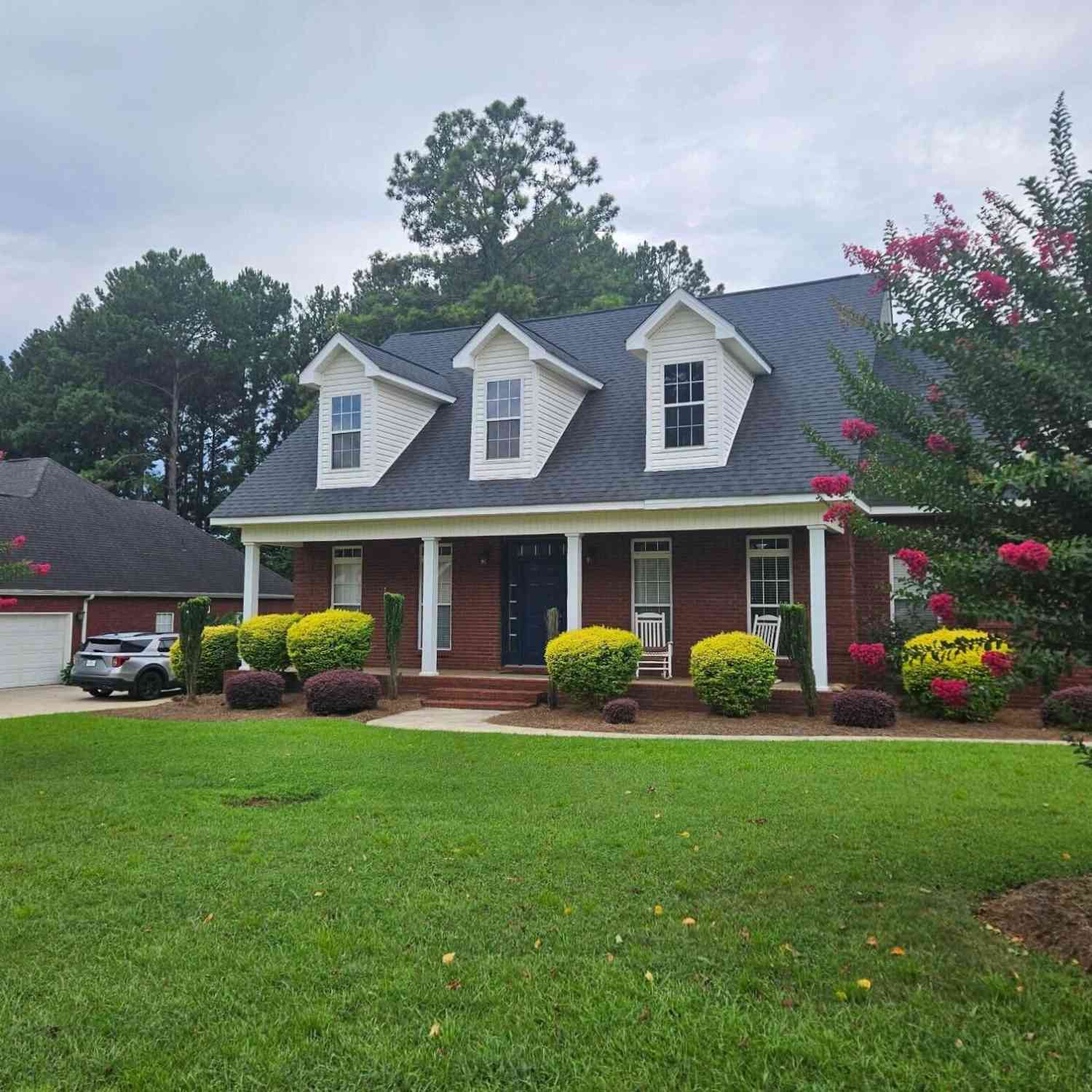 Homes For Sale - 304 Victoria Circle<br/> Warner Robins, GA 31088