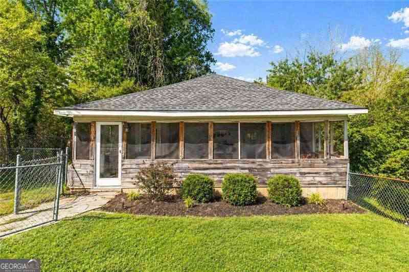 Homes For Sale - 2014 Maple Avenue SW<br/> Rome, GA 30161