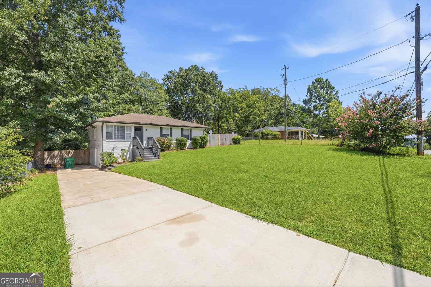 Homes For Sale - 2818 Meadowview Drive SE<br/> Dekalb County, Atlanta, GA 30316