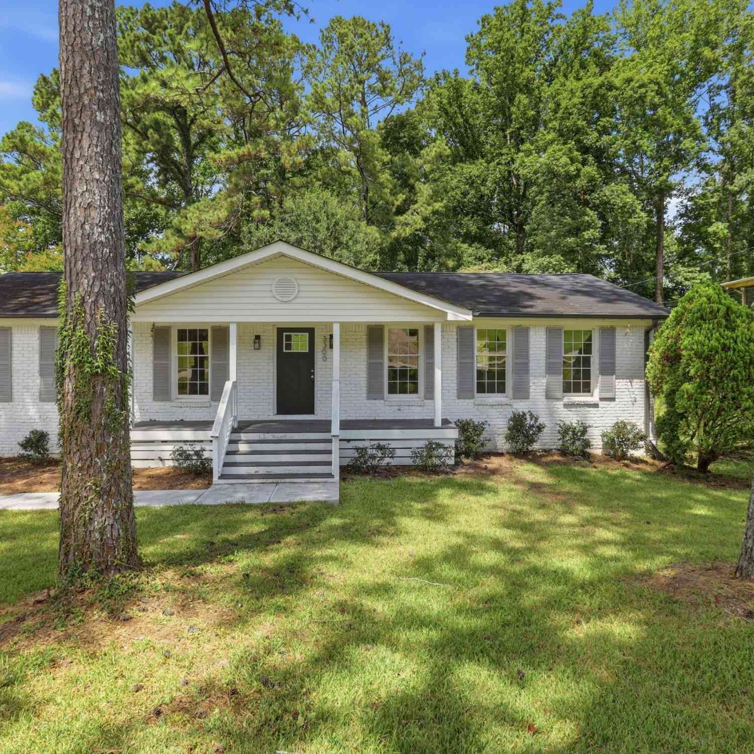 Homes For Sale - 3300 S Whisper Drive<br/> Douglasville, GA 30135