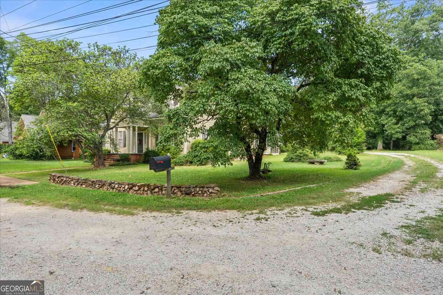 Homes For Sale - 216 S Laurel Avenue<br/> Greensboro, GA 30642