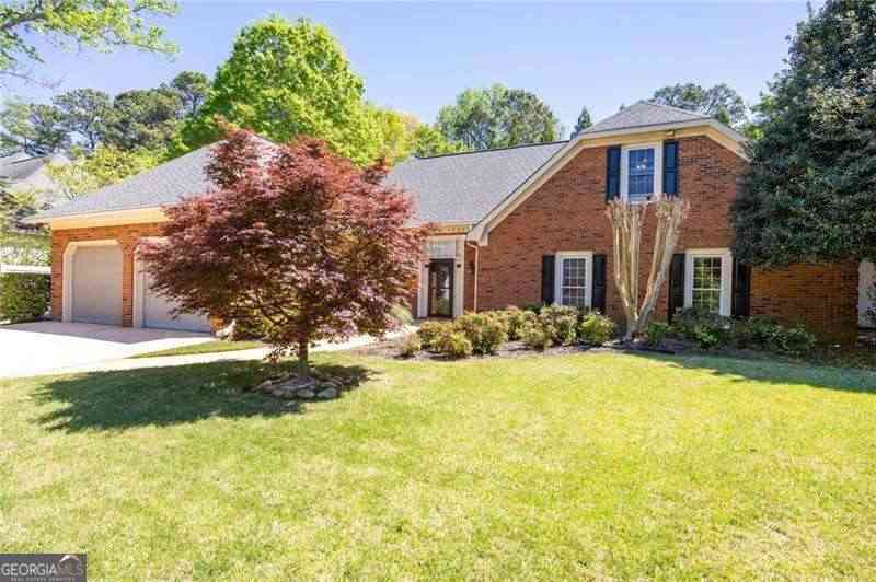 Homes For Sale - 2600 Murdock Road<br/> Marietta, GA 30062