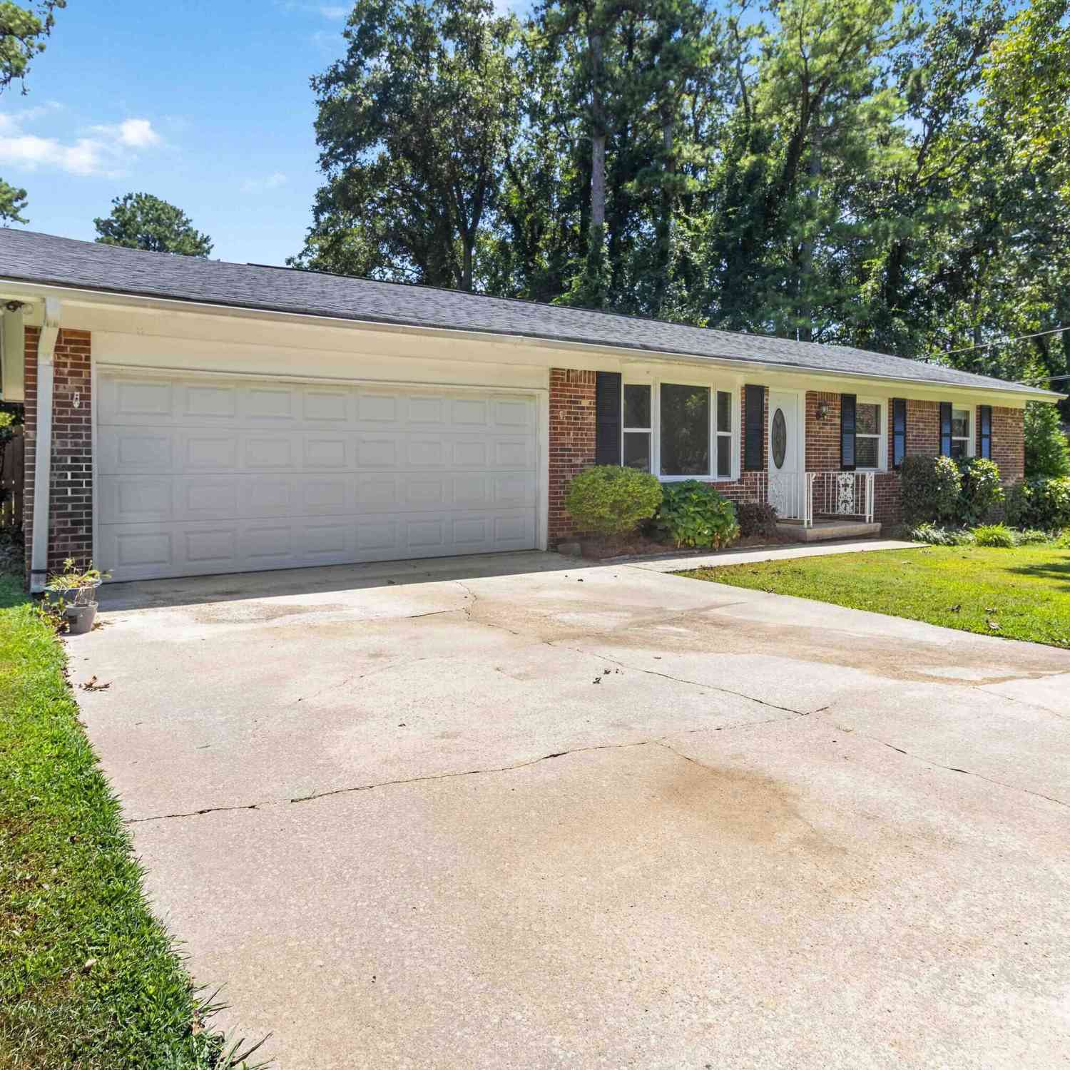 Homes For Sale - 4223 Theresa Court<br/> Dekalb County, Tucker, GA 30084