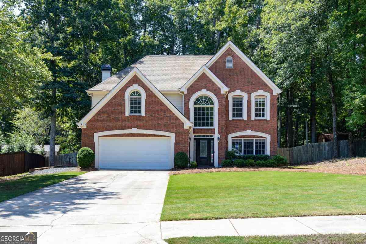 Homes For Sale - 1100 Arya Drive<br/> Fulton County, Roswell, GA 30076