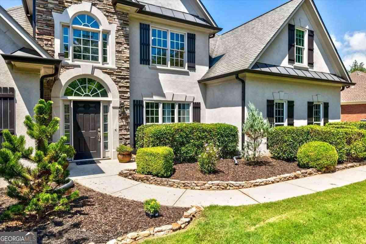 Homes For Sale - 6255 Chestnut Hill Road<br/> Flowery Branch, GA 30542