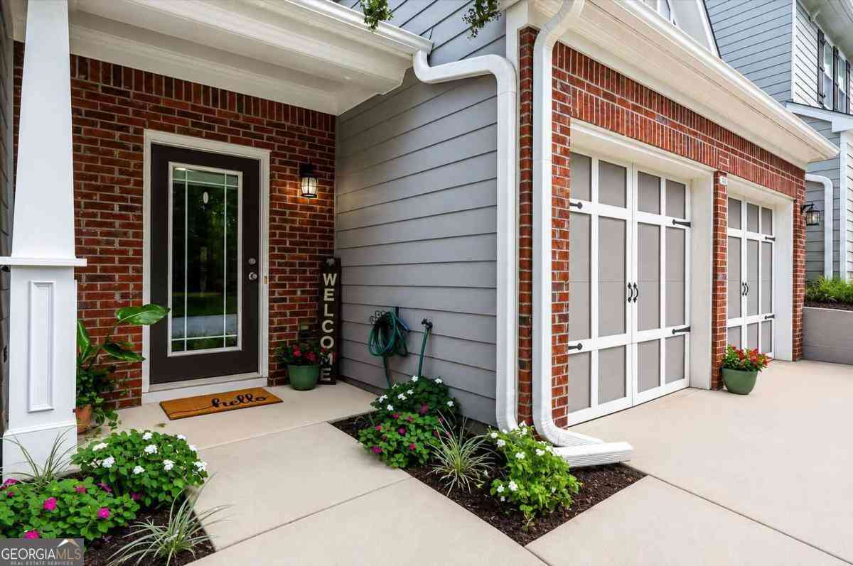 Townhouse For Sale - 310 Stream Side Pass<br/> Woodstock, GA 30188